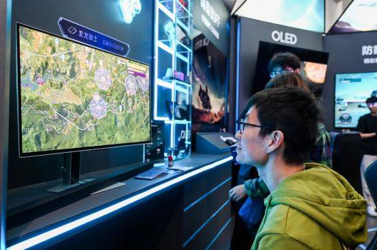 三星电视参展2024核聚变游九游娱乐戏节北京站 打造“头号玩家的AI BUFF基地”(图5)